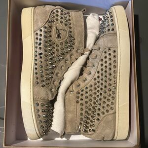 CHRISTIAN LOUBOUTIN SPIKED MENS HIGH TOPS SIZE 42